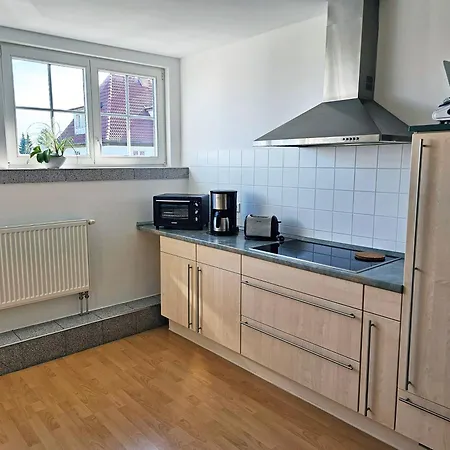 Maria - Chippendale *